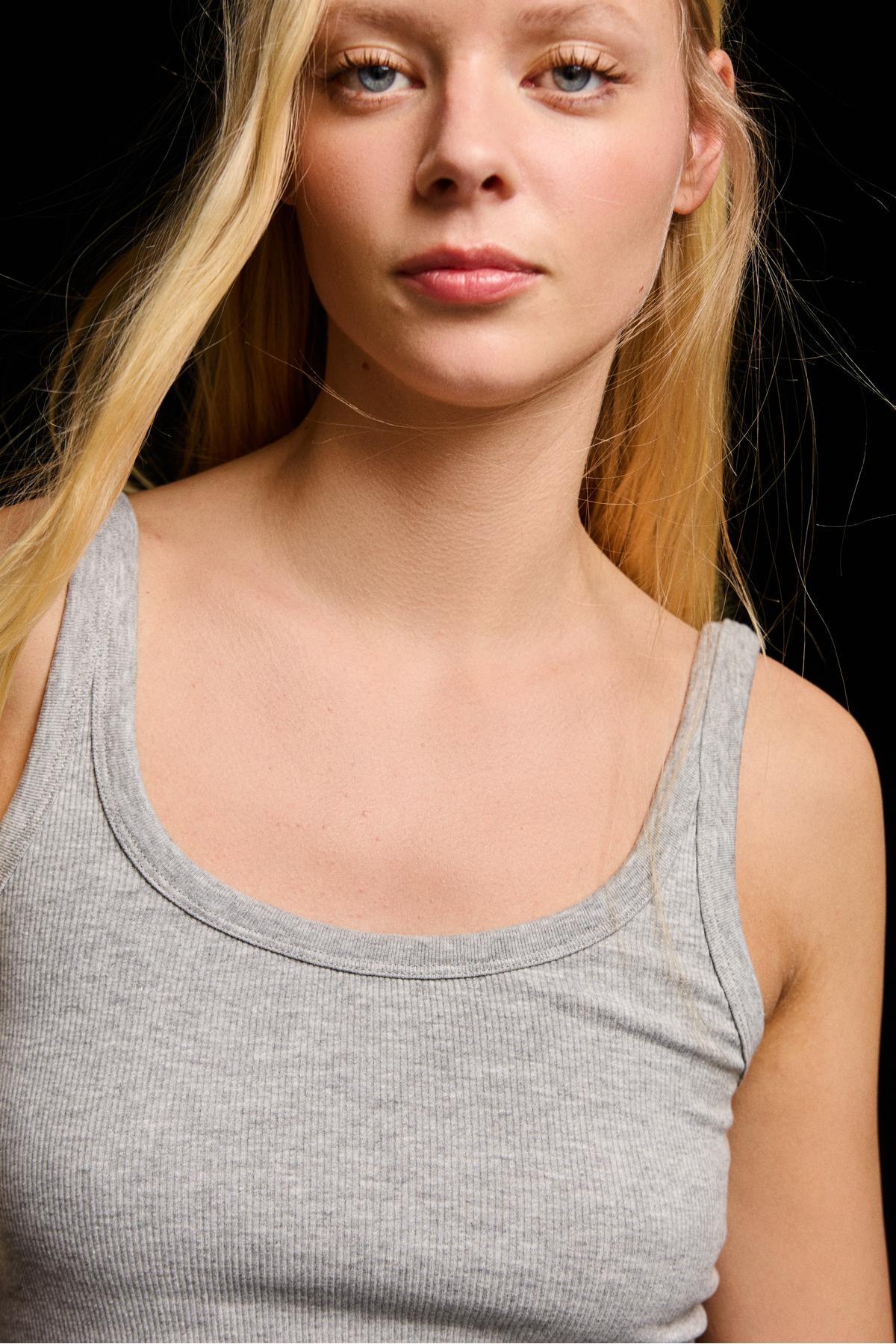 Bershka  Rib askılı tişört - Görsel 3