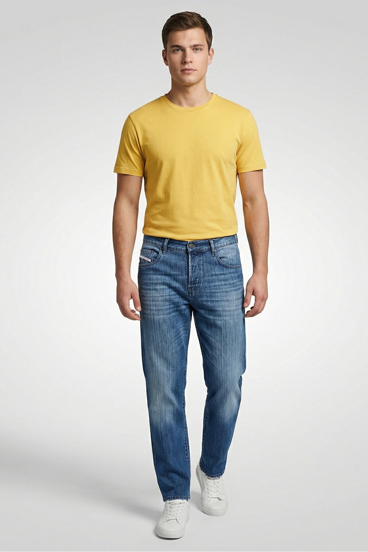 Diesel بنطلون جينز رجالي D-Viker بقصّة مستقيمة مغس...