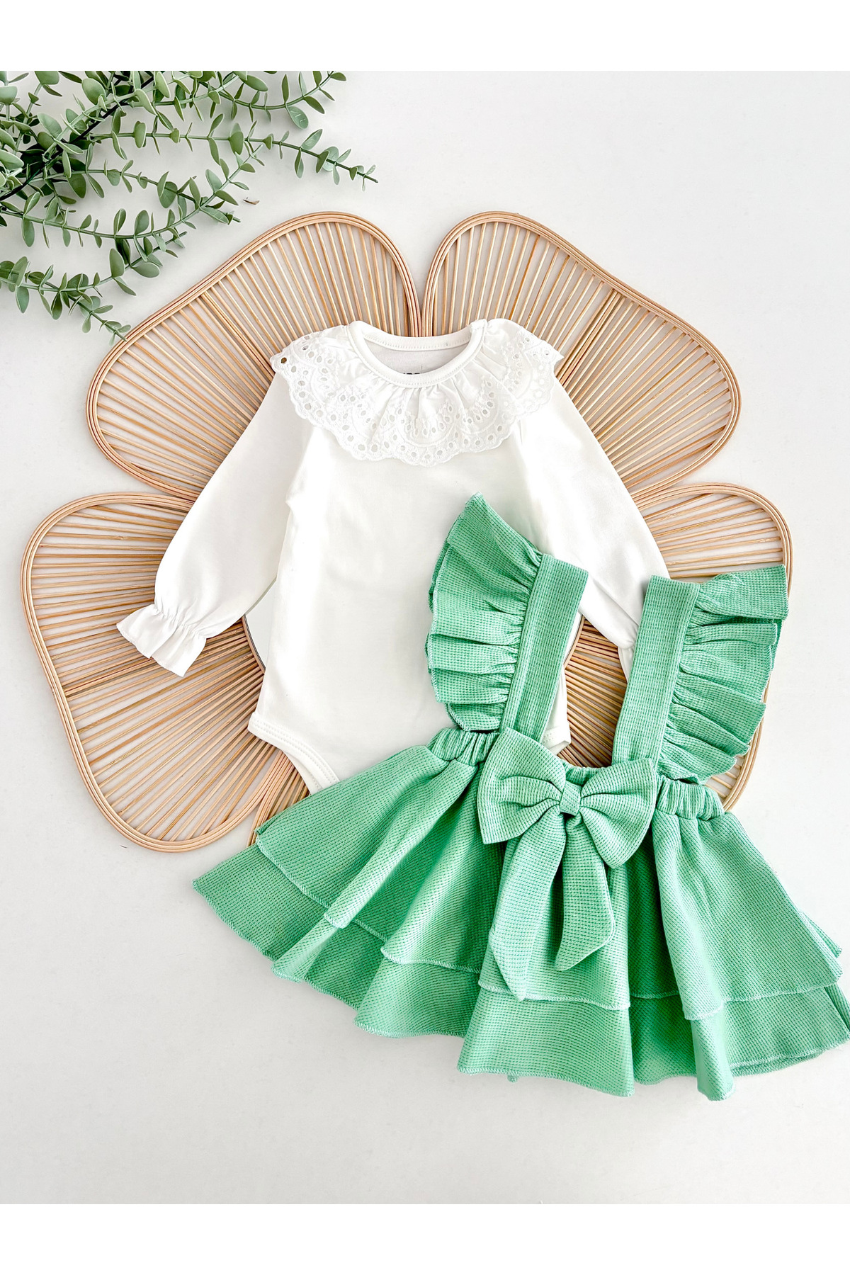 Jammybaby Luana Jile Elbise Fiyonklu %100 Pamuk Dantelli Çıtçıtlı Body Doğumgünü Özelgün Kız Bebek Şık Takım fotoğrafı 5 (önizleme)