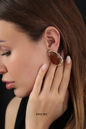 King Bee İçten Parıltılı Hareli Amber Efekti Gold Çerçeveli Designer Küpe ZRA...