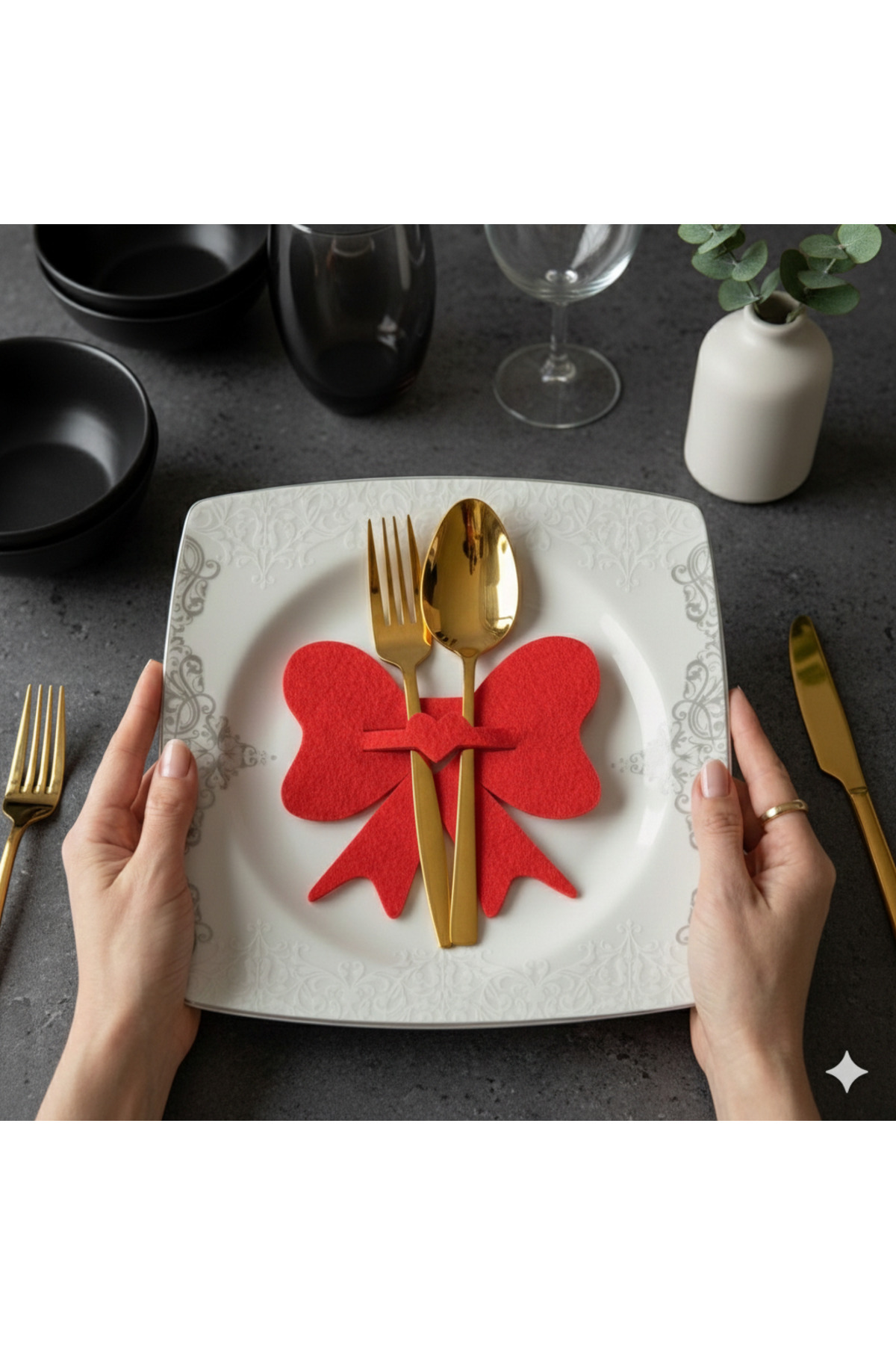 4-Piece Red Bow Felt Napkin Holder & Cutlery Serving Set – Invitation Table Gift