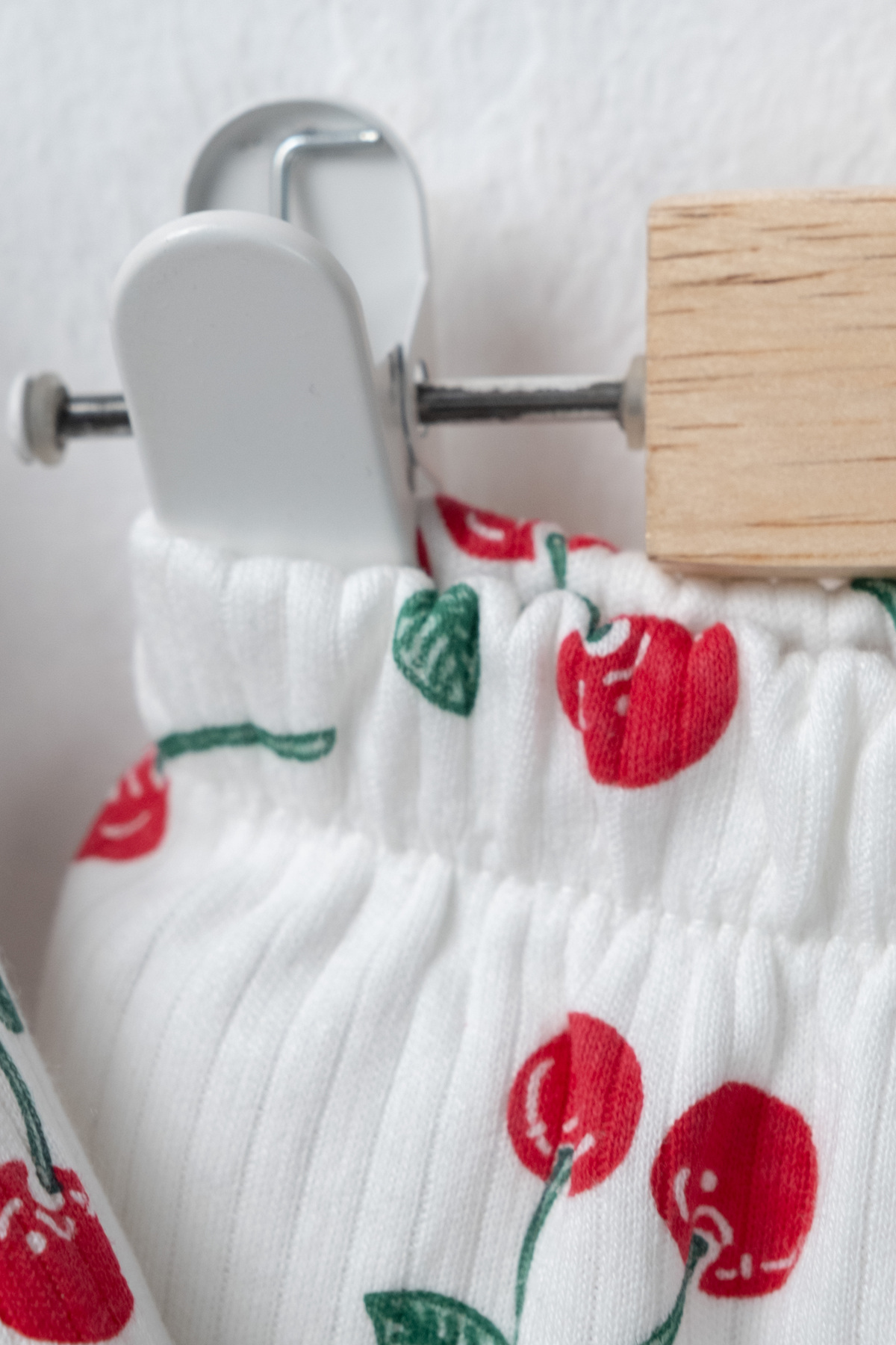 TWOO KİDS Kız Bebek&Çocuk 2'li %100 Organik Kirazlı Pijama Takımı Düğmeli Set fotoğrafı 4 (önizleme)