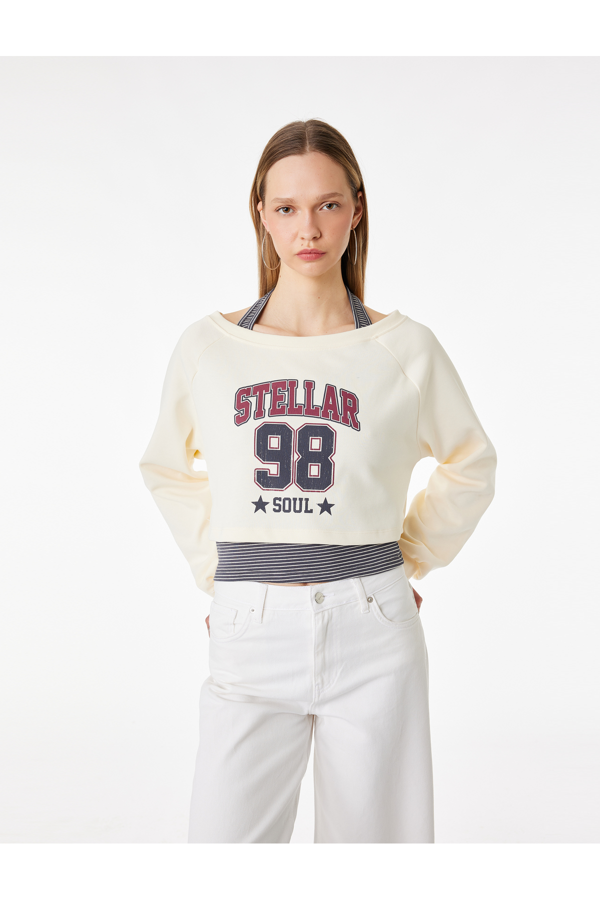 Comfortable Fit Long Sleeve Neck Tying Detailed Crop Printed Sweatshirt