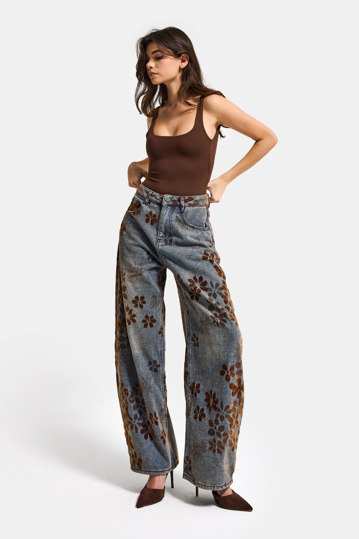 it's basic  Kadın T.Kot Rengi s5-8 Özel Flok Desenli Skater Fit Tasarım Denim Jean - Görsel 3