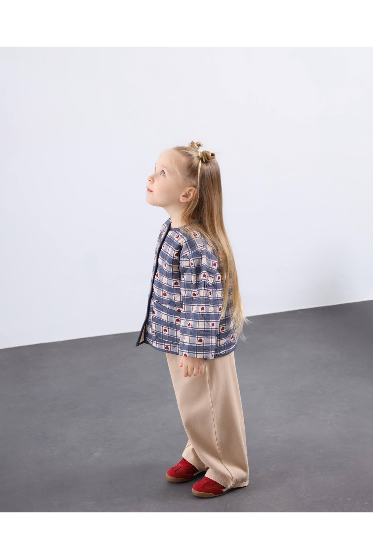 Karaniko Kids Kız Çocuk Kalp Detaylı Kapitone Ceket fotoğrafı 3 (önizleme)