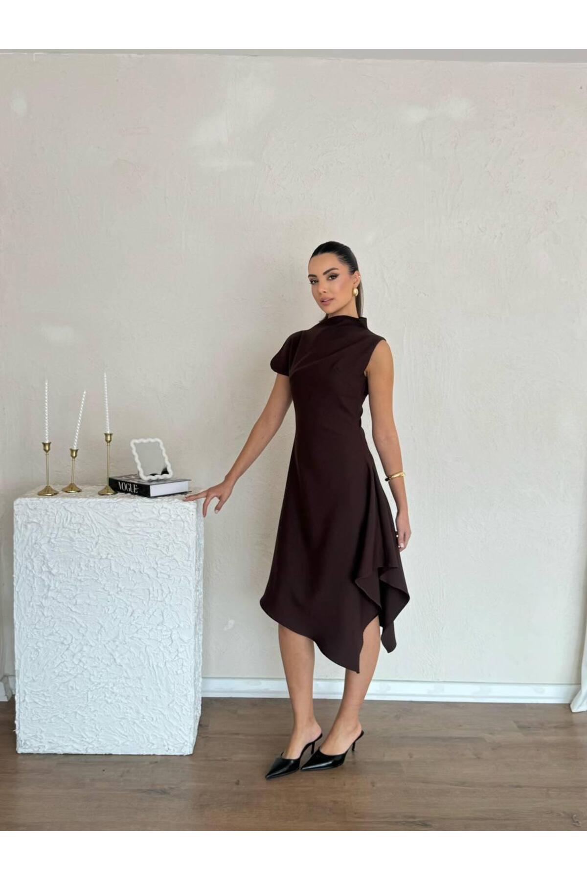 Asimetrik Yaka Midi Boy Elbise – Yeni Sezon – Modern Kesim Şık Kadın Elbise