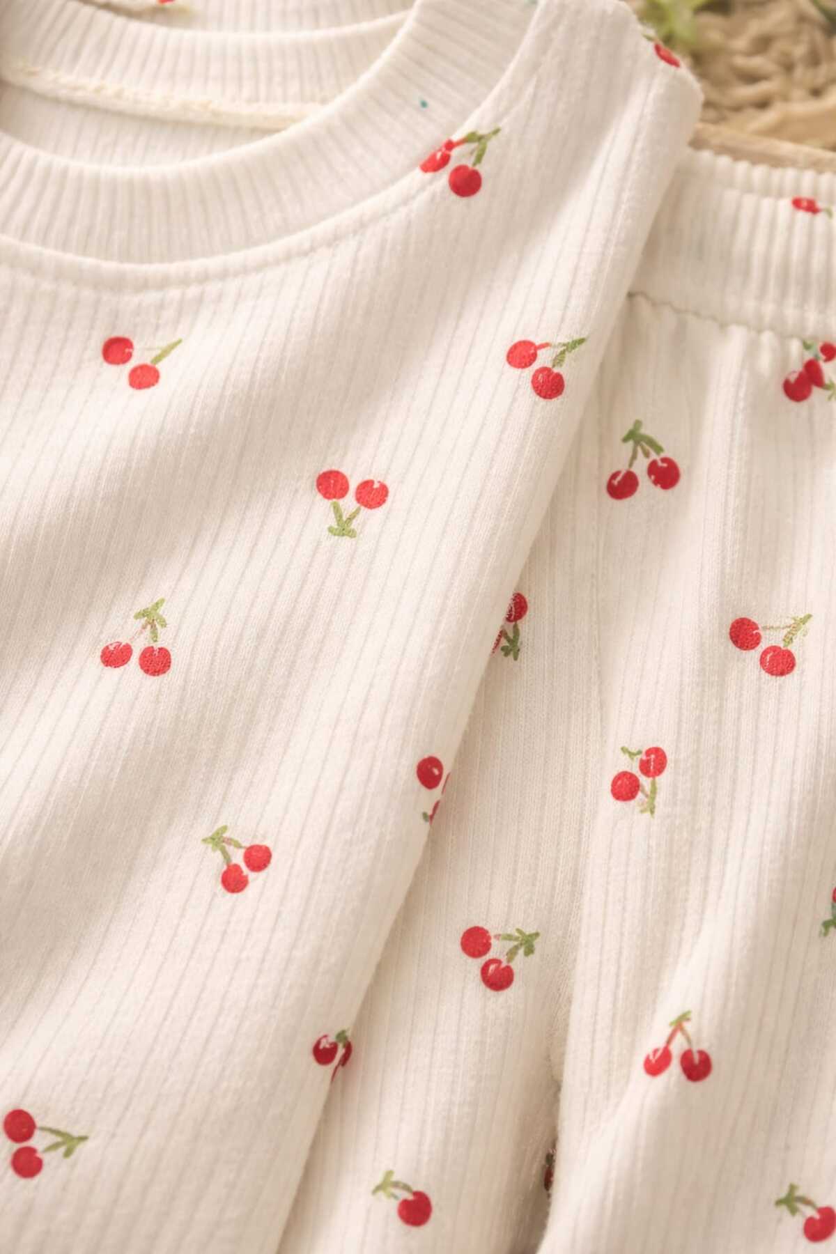 krm kerem bebe Yeni Sezon %100 Pamuk Likralı Desenli Kız Çocuk Pijama Takımı fotoğrafı 2 (önizleme)