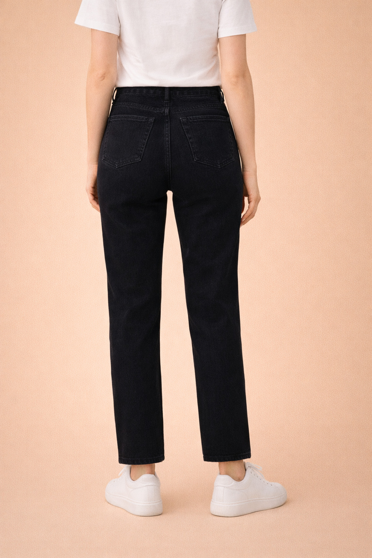 TRUEJNS  True Kadın Siyah Yüksek Bel Likralı Trend Mom Jean - Görsel 3