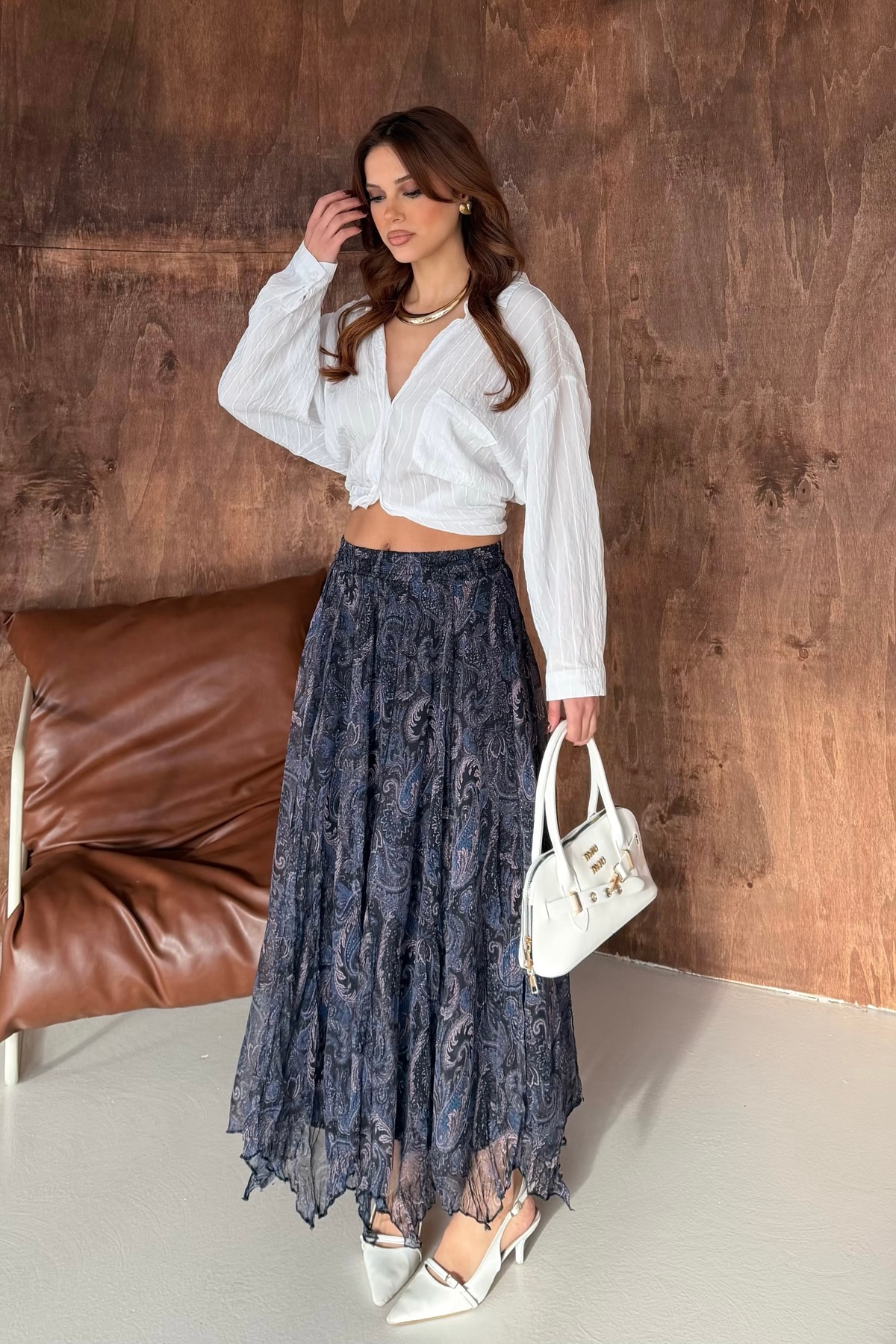 BEJNA  Kadın Lacivert Desenli Pileli Asimetrik Şifon Etek - Görsel 4