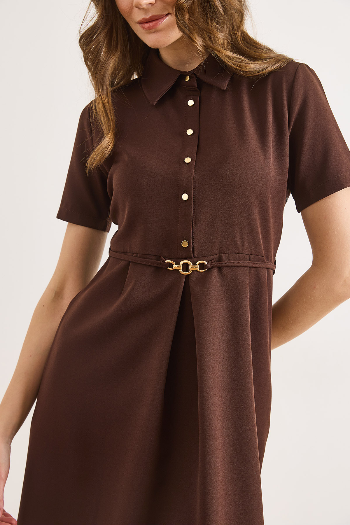 Olalook  Kadın Kahverengi Yarıya Kadar Düğmeli Kemerli Mini Kloş Elbise ELB-19002591 - Görsel 5