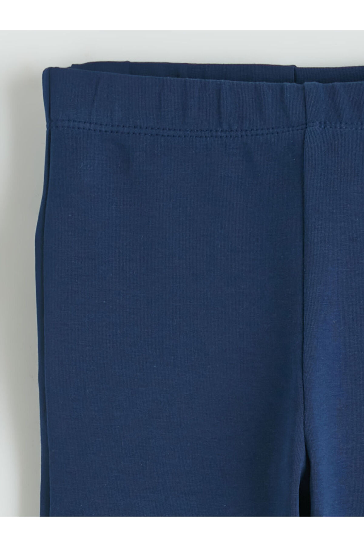 LC Waikiki Ekru Fiyonk Detaylı İspanyol Paça Kız Çocuk Tayt 2'li fotoğrafı 3 (önizleme)