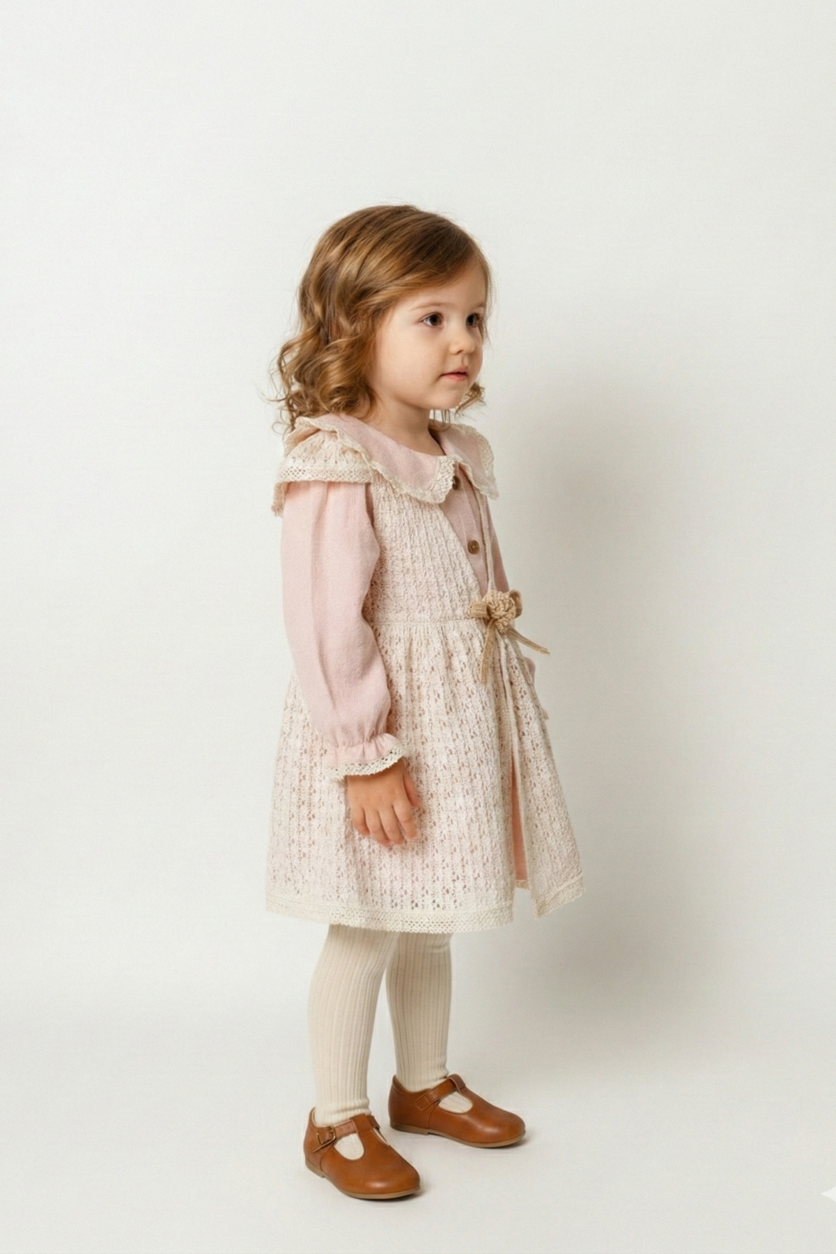 Bebezade Kız Bebek Viola Dantel Jileli Fırfır Yakalı Müslin Elbise fotoğrafı 5 (önizleme)