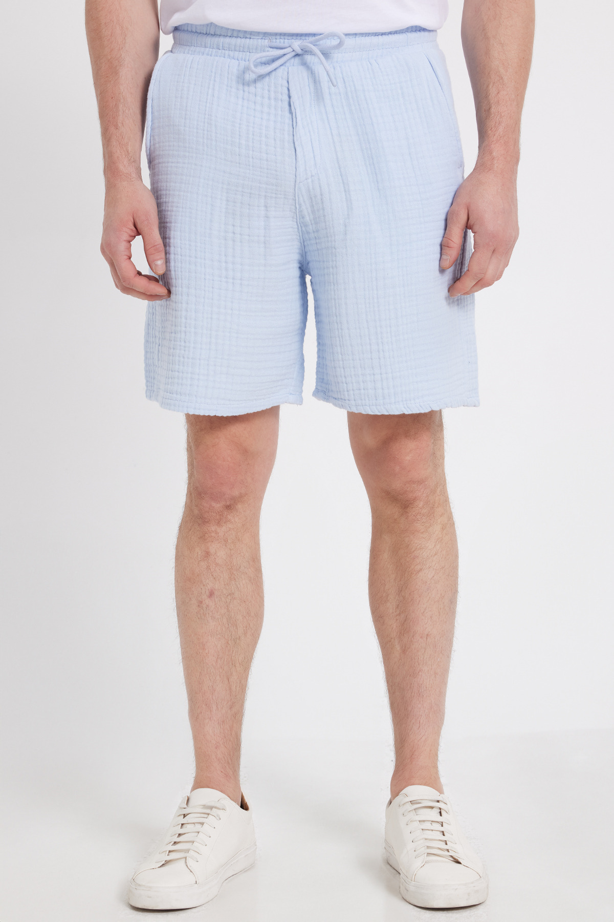 Men's Regular Fit Casual Cut Muslin 100% Cotton Elastic Waist Lace-up Blue Shorts with Pockets