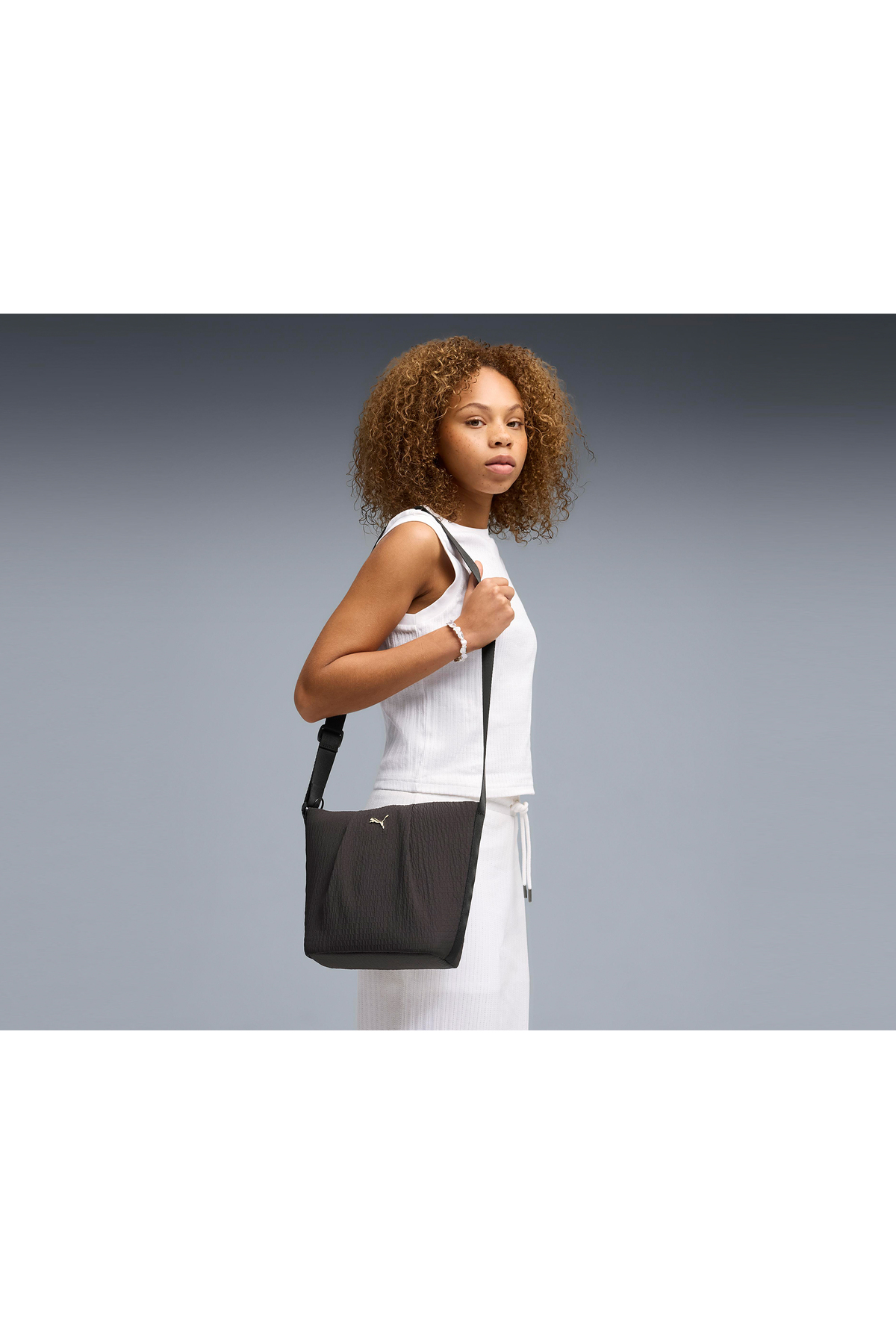 Puma Up Zipped Bucket Bag Omuz Çantası görsel 4