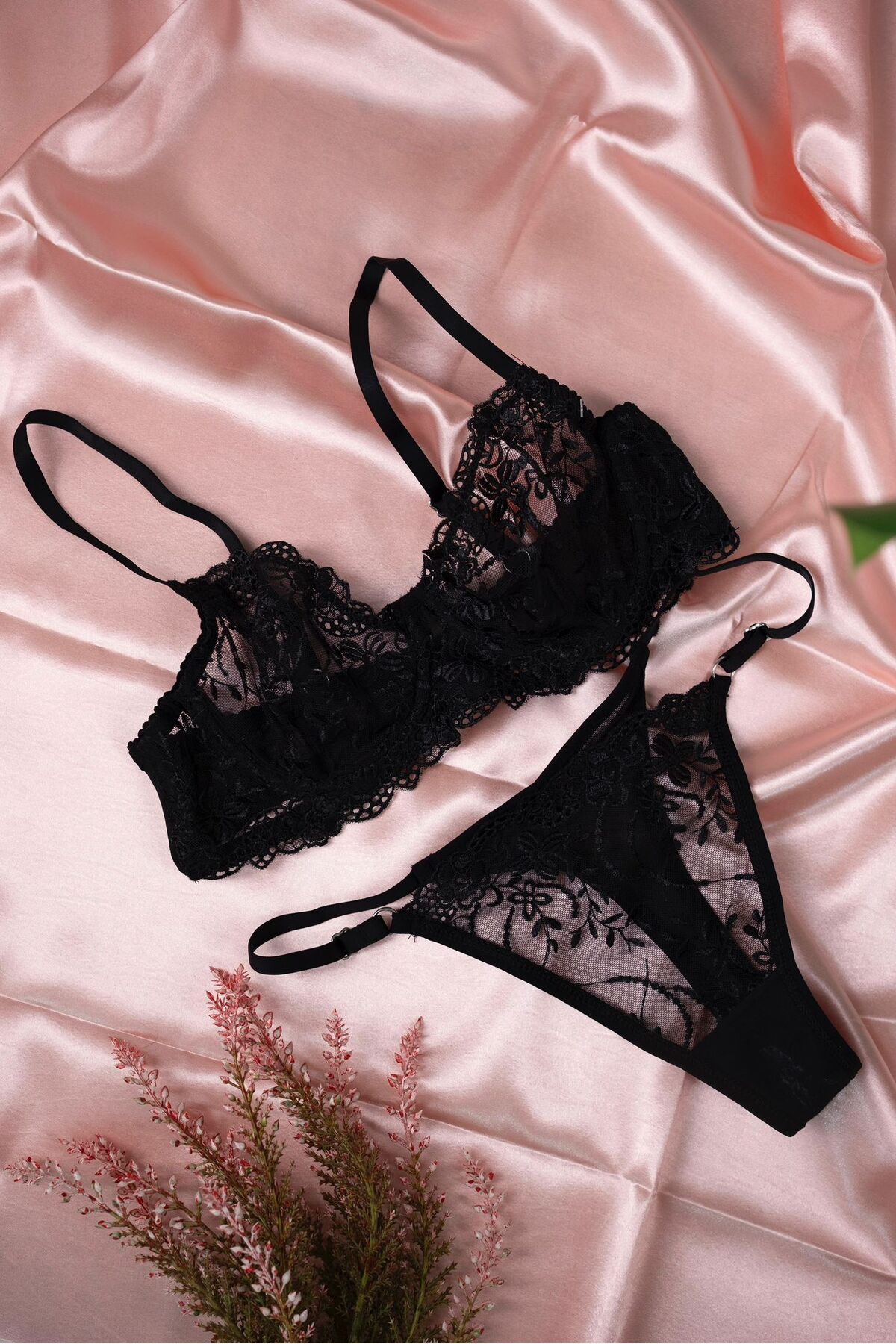Black Laced Bralet Set