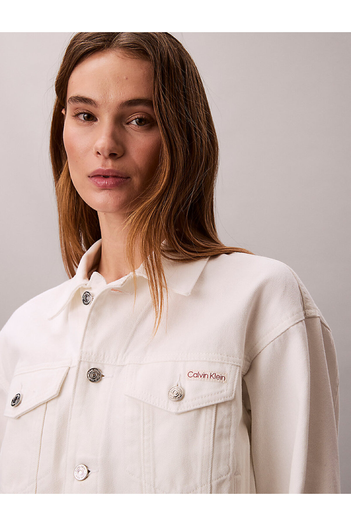 Calvin Klein  Kadın 90's Trucker Chalk Beyaz Jean - Görsel 5