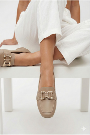 MOON CLOUD Kadın Loafer Gold Tokalı Rahat Ofis Ayakkabısı Kaymaz Taban Şık Kl...