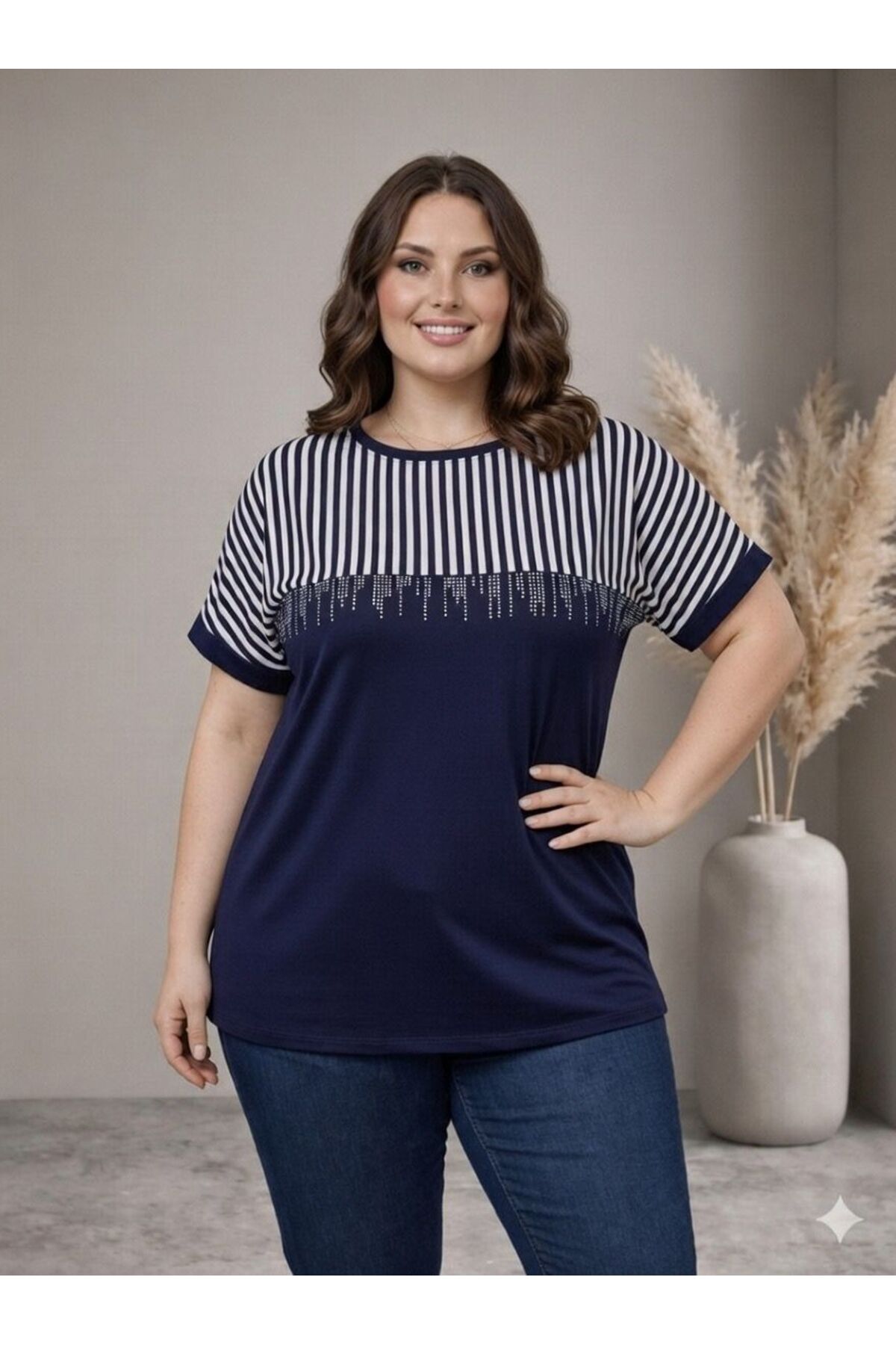 Vinola  BÜYÜK BEDEN VİSKON PENYE KUMAŞ YÜKSEK KALİTE RAHAT KESİM TAŞ DETAYLI BLUZ - Görsel 3