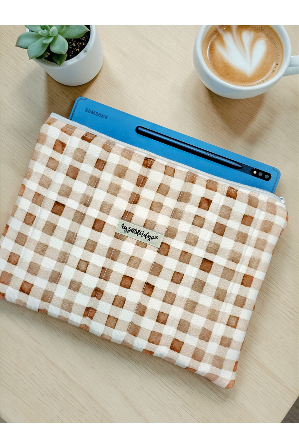 Soft Filled iPad Tablet Bag - Watercolor Pötikare Pattern 10-13 inch Compatible