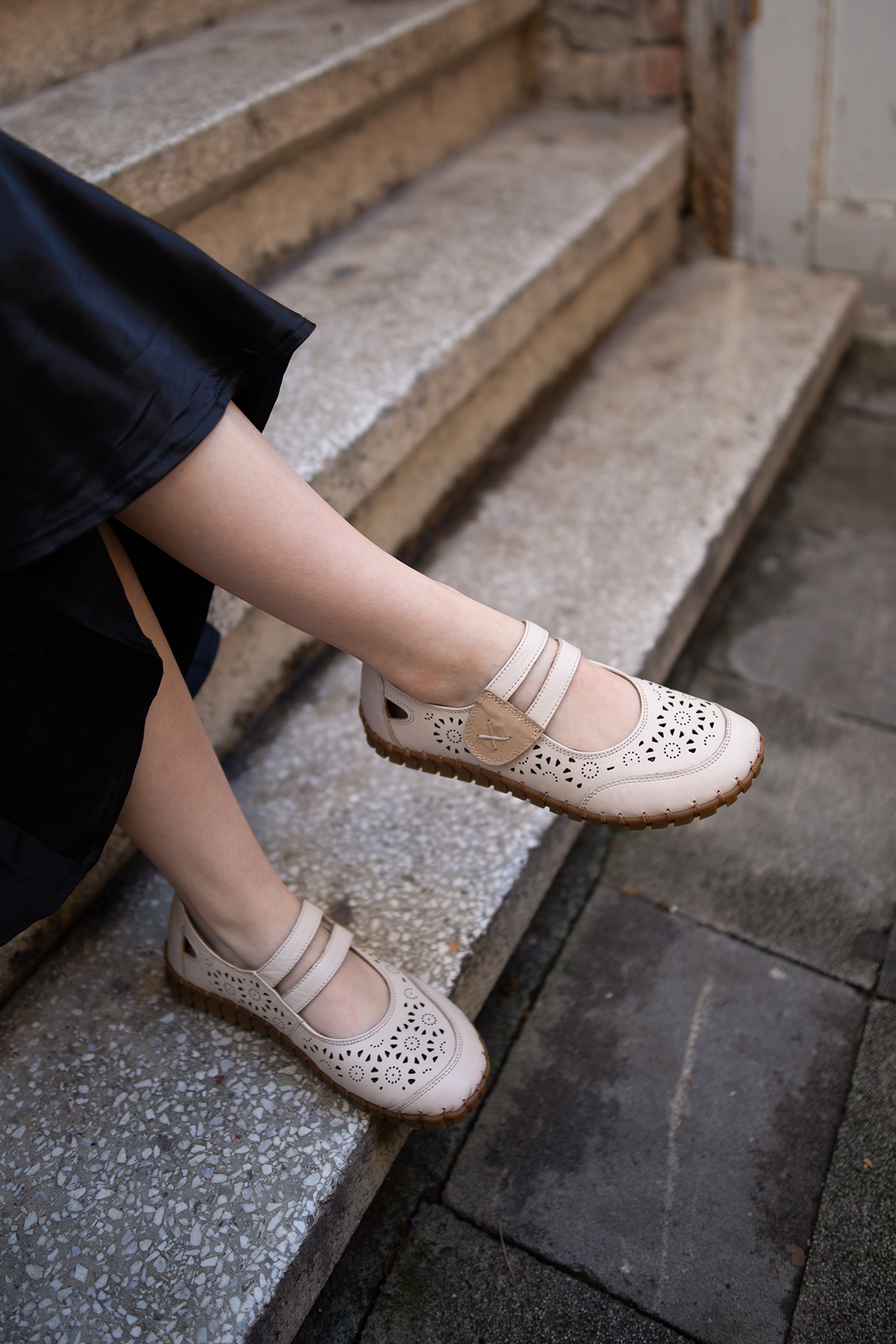 Venüs 2010728 EREN SHOES%BAG Hakiki Deri Çift Bantlı Cırtlı Saraç