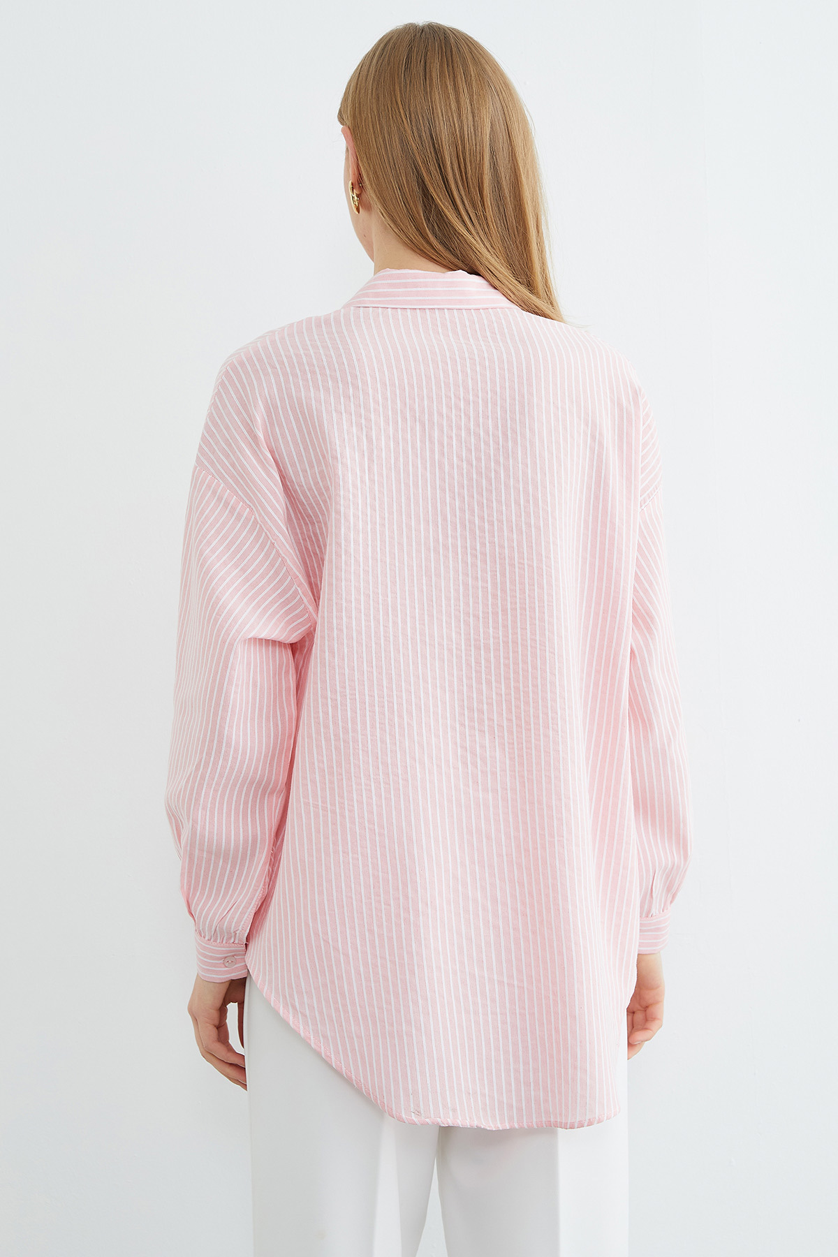Fullamoda  Çizgili Arkası Uzun Oversize Gömlek - Görsel 7