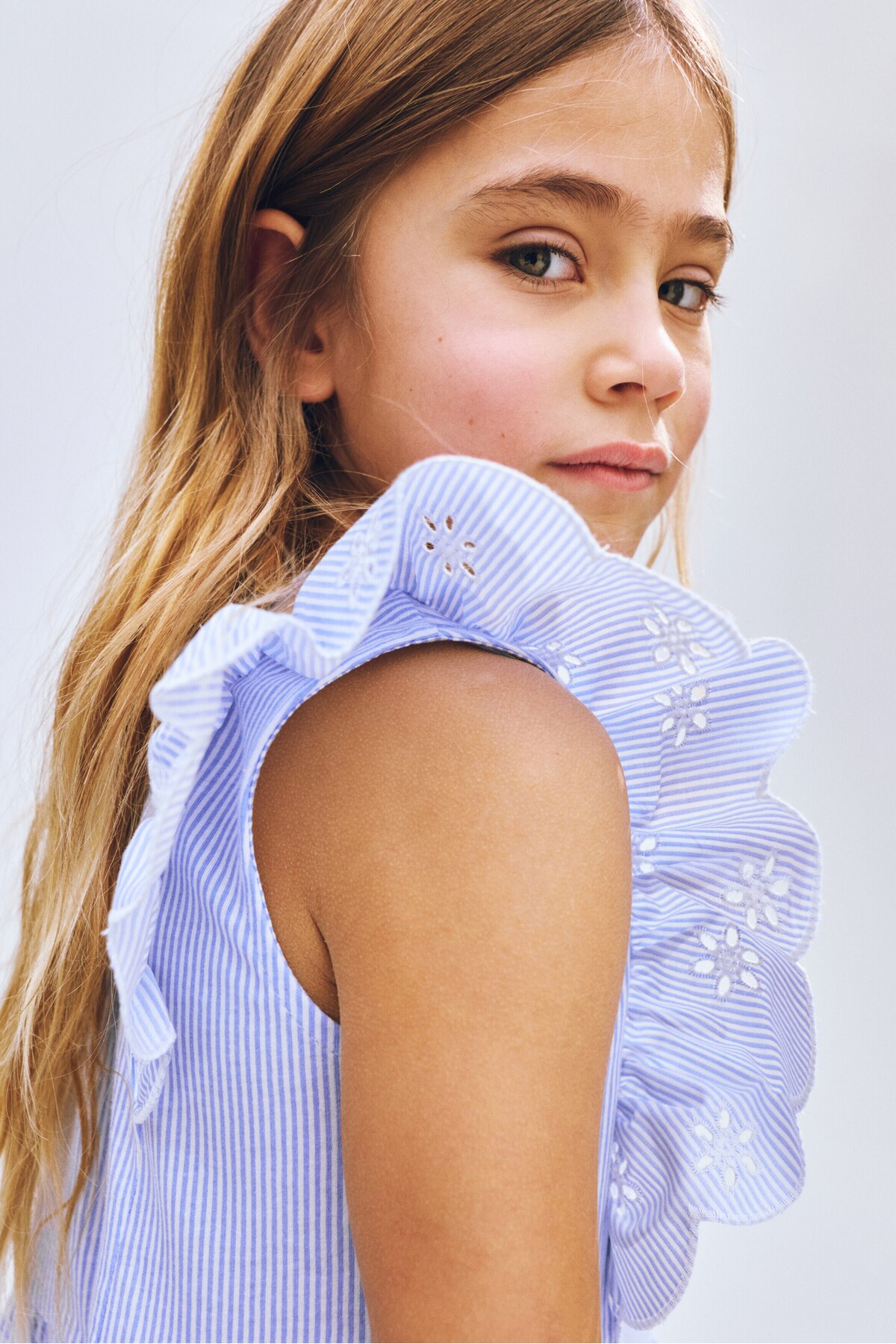 H&M Pamuklu ve Farbalalı Elbise fotoğrafı 2 (önizleme)