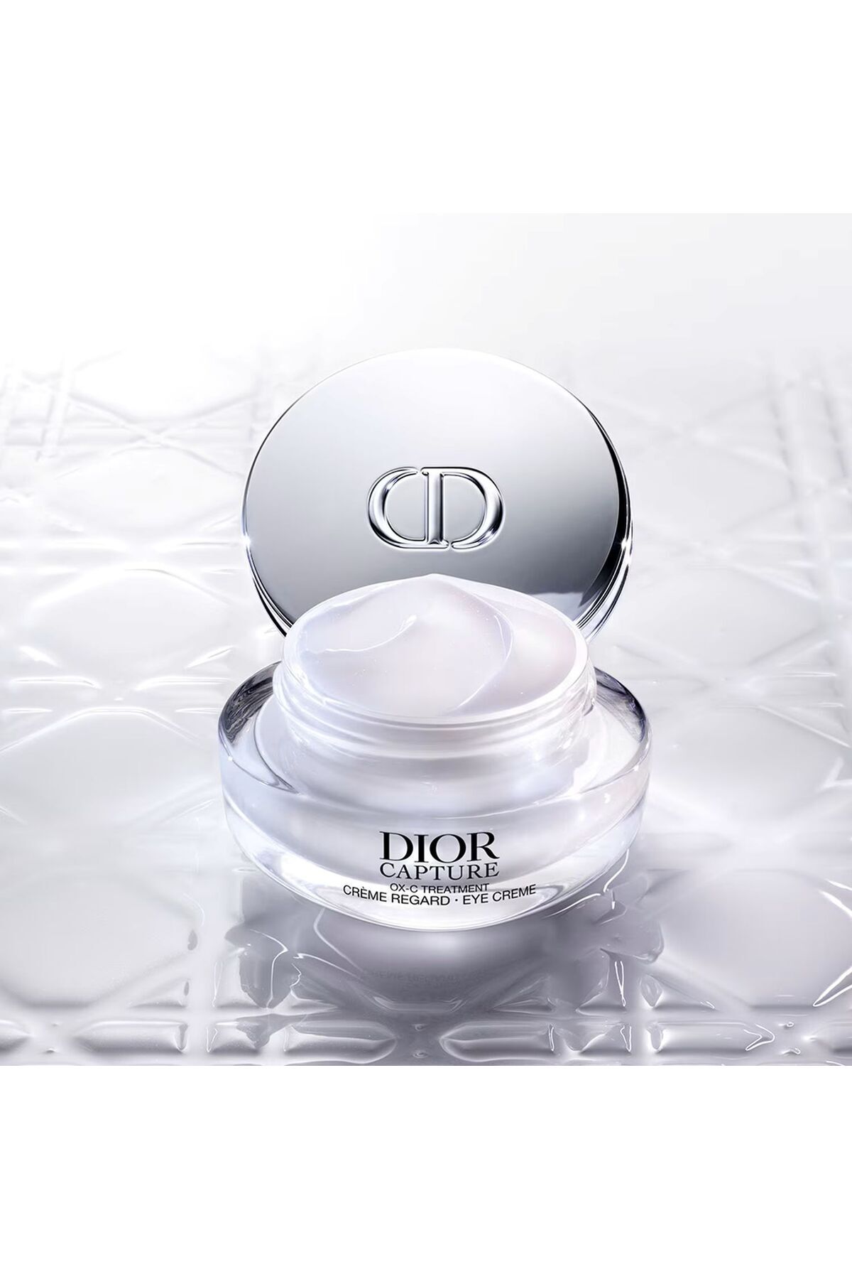 Dior Capture OX-C Göz Kremi Hafif ve konforlu Dolgunlaştırıcı ve