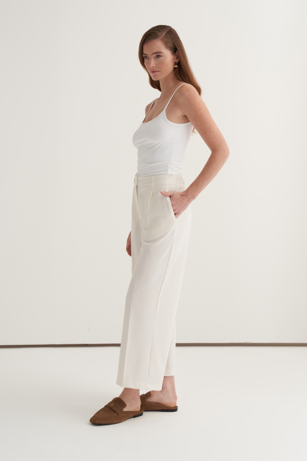 ebu prive  Kadın Düz Kesim Pensli Pantolon Ekru - Görsel 4
