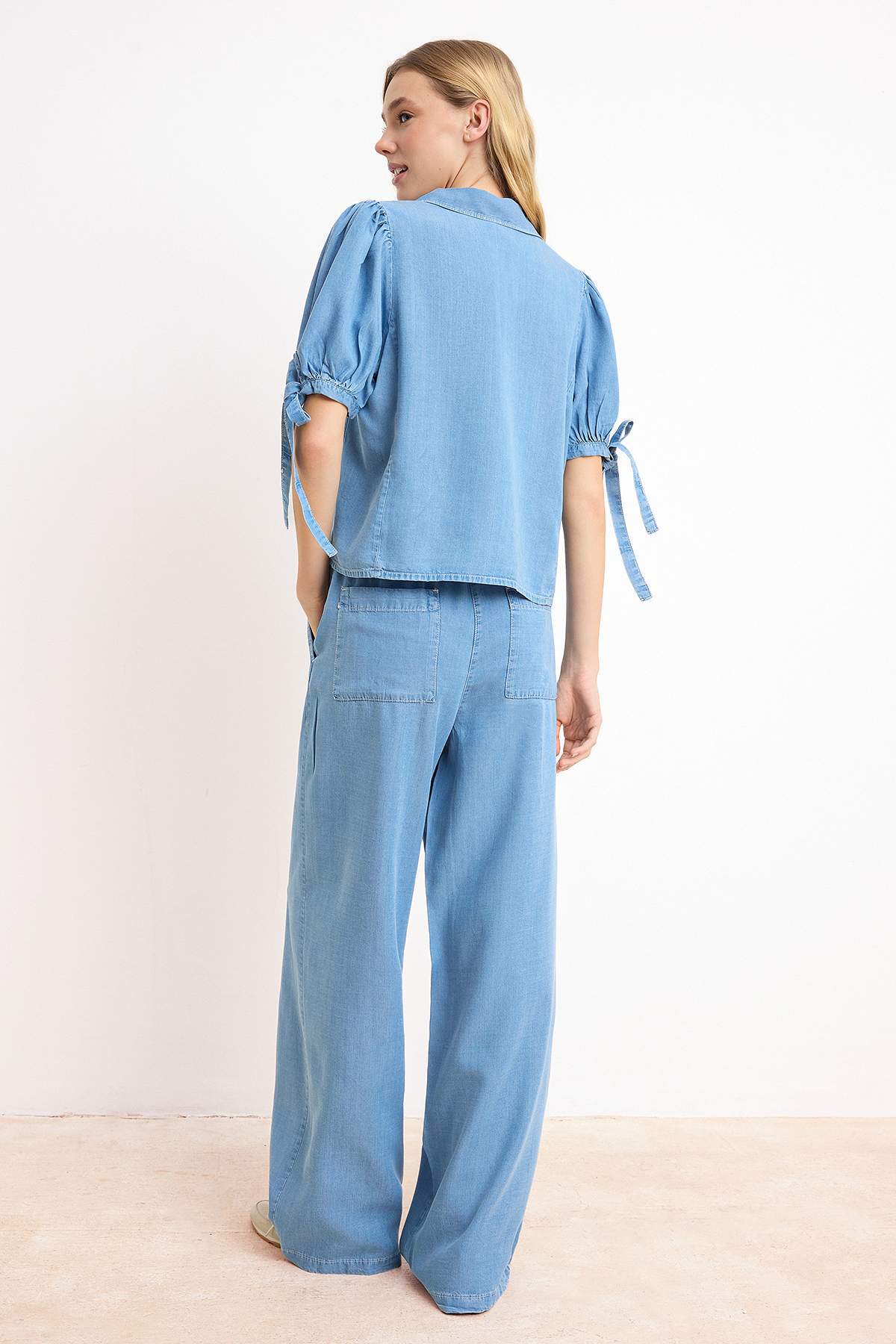 Trendyolmilla  Mavi DÖKÜMLÜ İnce Kumaş %100 Tencel Denim Alt - Üst Takım TWOSS26AU00087 - Görsel 4