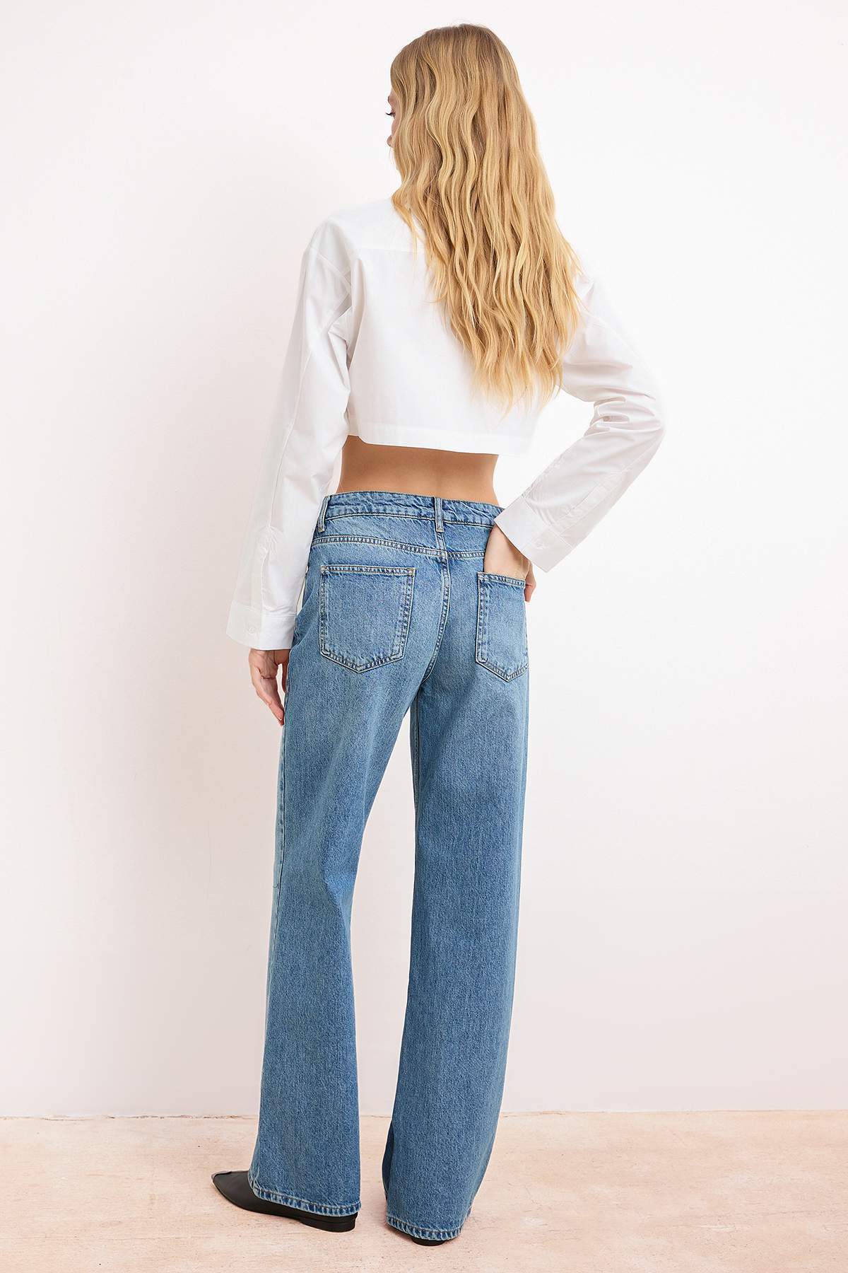 Trendyolmilla  Mavi More Sustainable Normal Bel 100% Pamuk Wide Leg Geniş Paça Jeans TWOSS26JE00125 - Görsel 4