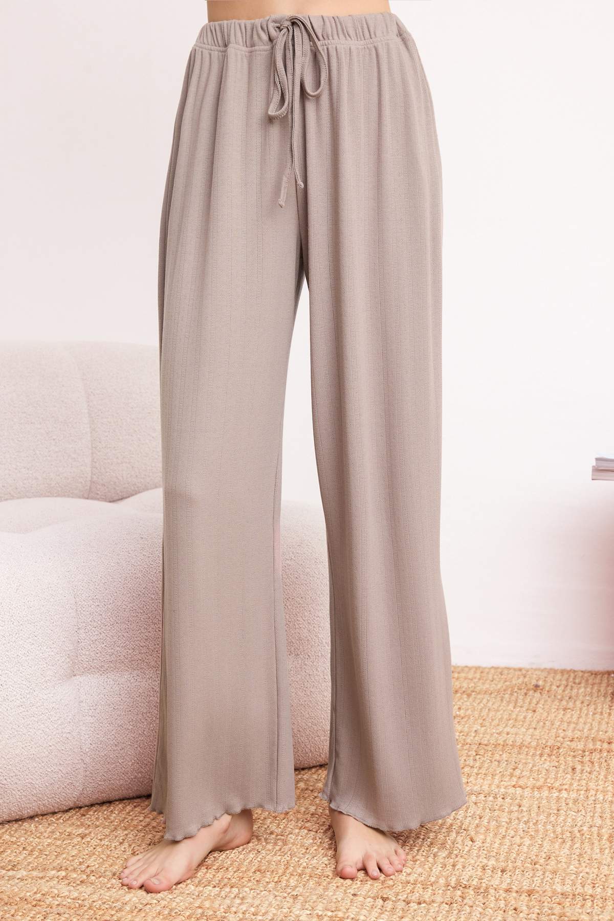 Trendyolmilla  Vizon Baby Overloklu Yumuşak Tuşe Kışlık Fitilli/Pointel Örme Pijama Takımı THMSS26PT00166 - Görsel 4