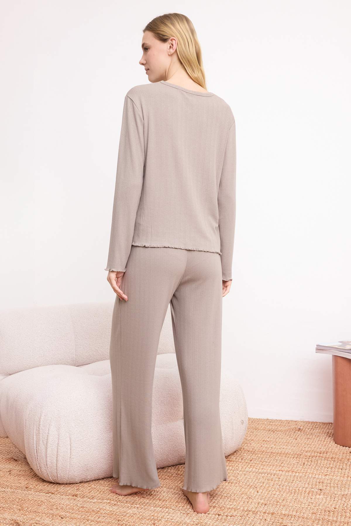 Trendyolmilla  Vizon Baby Overloklu Yumuşak Tuşe Kışlık Fitilli/Pointel Örme Pijama Takımı THMSS26PT00166 - Görsel 5