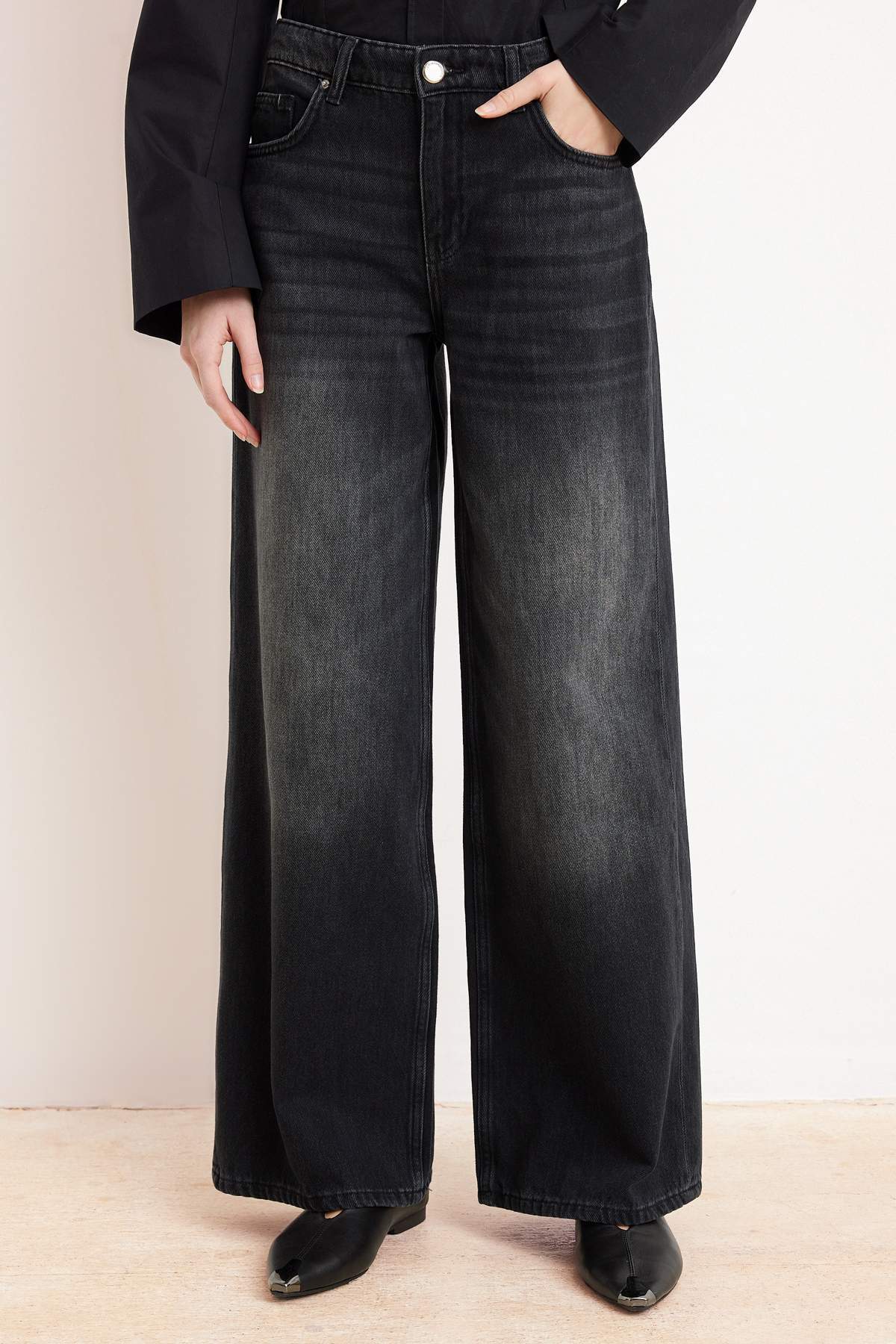 Trendyolmilla  Premium Siyah More Sustainable DÖKÜMLÜ Yüksek Bel %100 Pamuk Wide Leg Jeans TWOSS26JE00136 - Görsel 9