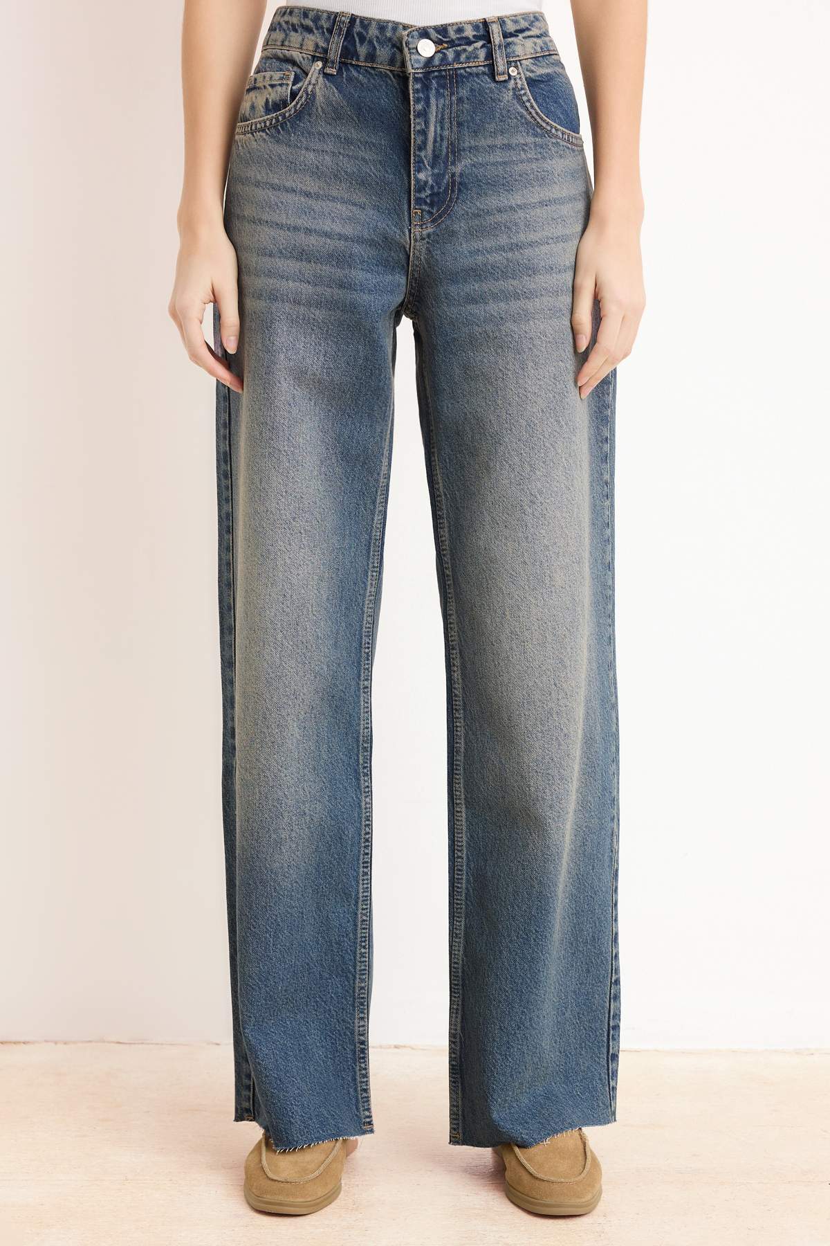 Trendyolmilla  Mavi Yüksek Bel %100 Pamuk Geniş Paça Wide Leg Jeans TWOSS26JE00013 - Görsel 3