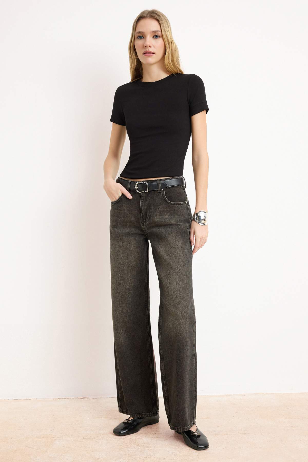 Trendyolmilla Kahverengi Yüksek Bel Wide Leg Geniş Paça %100 Pamuk Non-Stretch Jeans TWOAW26JE00007