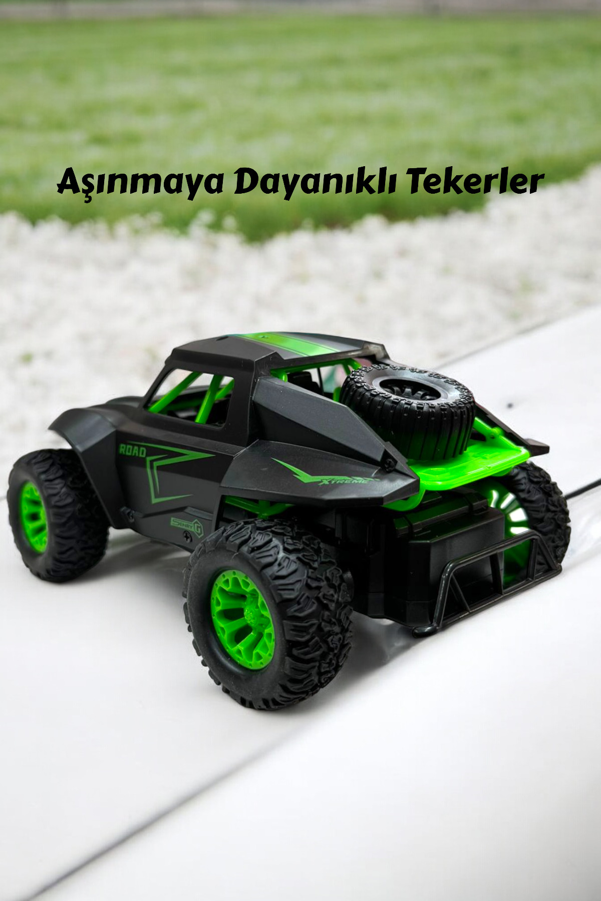 YILDIRIM OYUNCAK Uzaktan Kumandalı Şarjlı High Speed Racing Araba - 20 cm Full Fonksiyon Darbe Önleyici Arazi Arabası fotoğrafı 2 (önizleme)