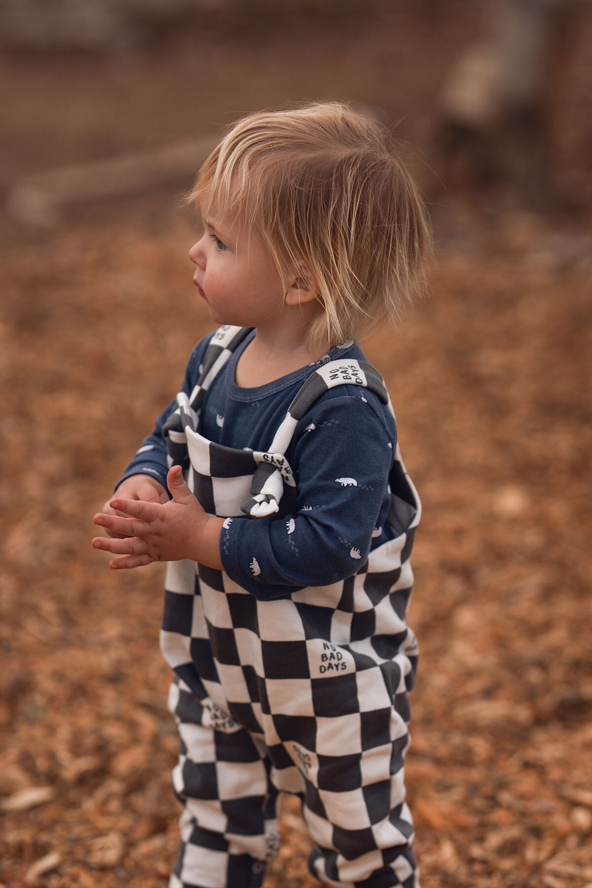 Antebies Organik Gri Beyaz No Bad Days Ekose Desen Ayarlanabilir Askılı Polarlı Alttan Çıtçıtlı Bebek Salopet fotoğrafı 2 (önizleme)