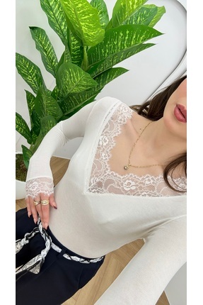 R-Style Dantel Detaylı Transparan Bluz