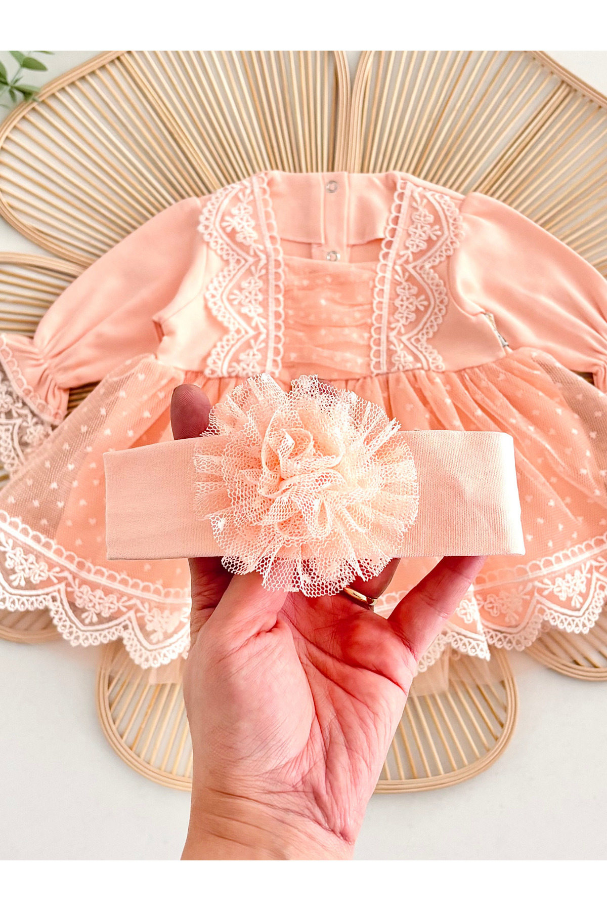 Jammybaby Carmen Elbise %100 Pamuk Penye Tül Dantelli Yenidoğan Kız Bebek Mevlüt ve Özel Gün Bandanalı Takım fotoğrafı 3 (önizleme)