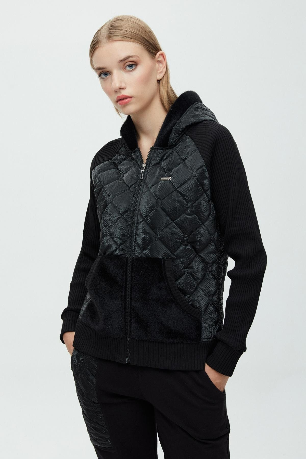 DAIDO  Yılan Deri Desenli Kapitone Mont - Görsel 2