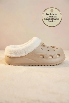 KARDEŞLER ÇORAP Krem Renk İçi Peluş Gold Tokalı Sabo Terlik