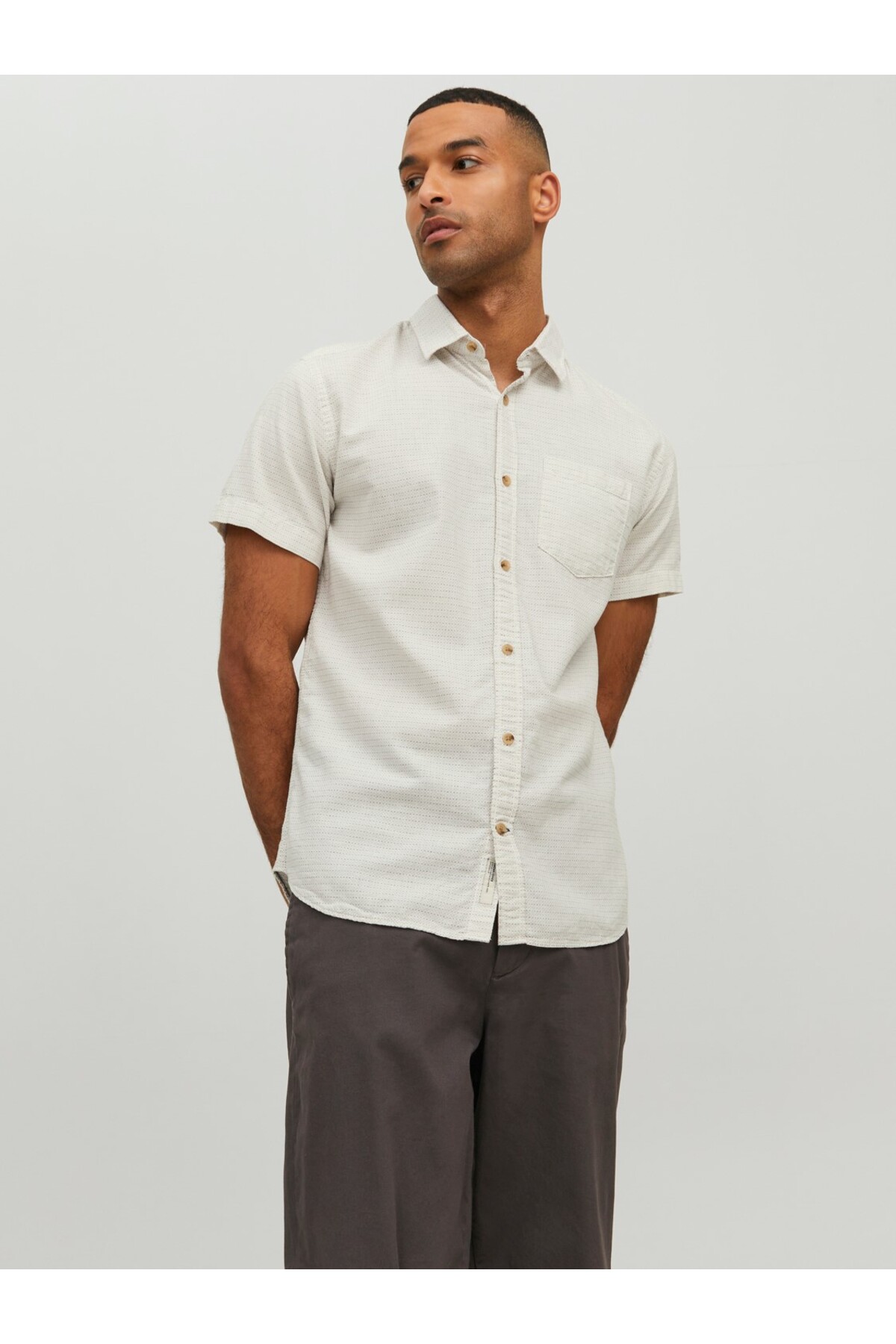 پیراهن مردانه جک اند جونز کد ۱۲۲۳۵۳۶۲ جک اند جونز پیراهن Jack & Jones