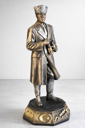 AF SANART Atatürk Paltolu Dürbün Tutan biblo heykel