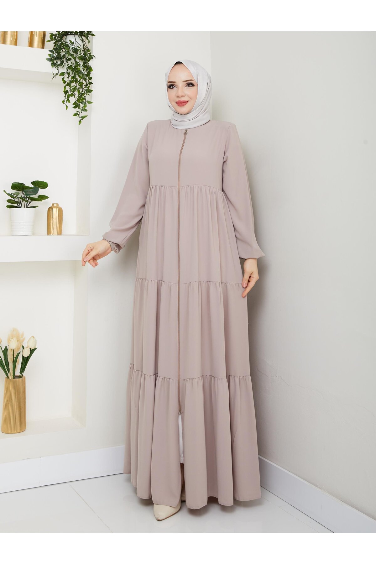 MEDINA SILK ABAYA WITH TRIPLE SHIRRING DETAIL