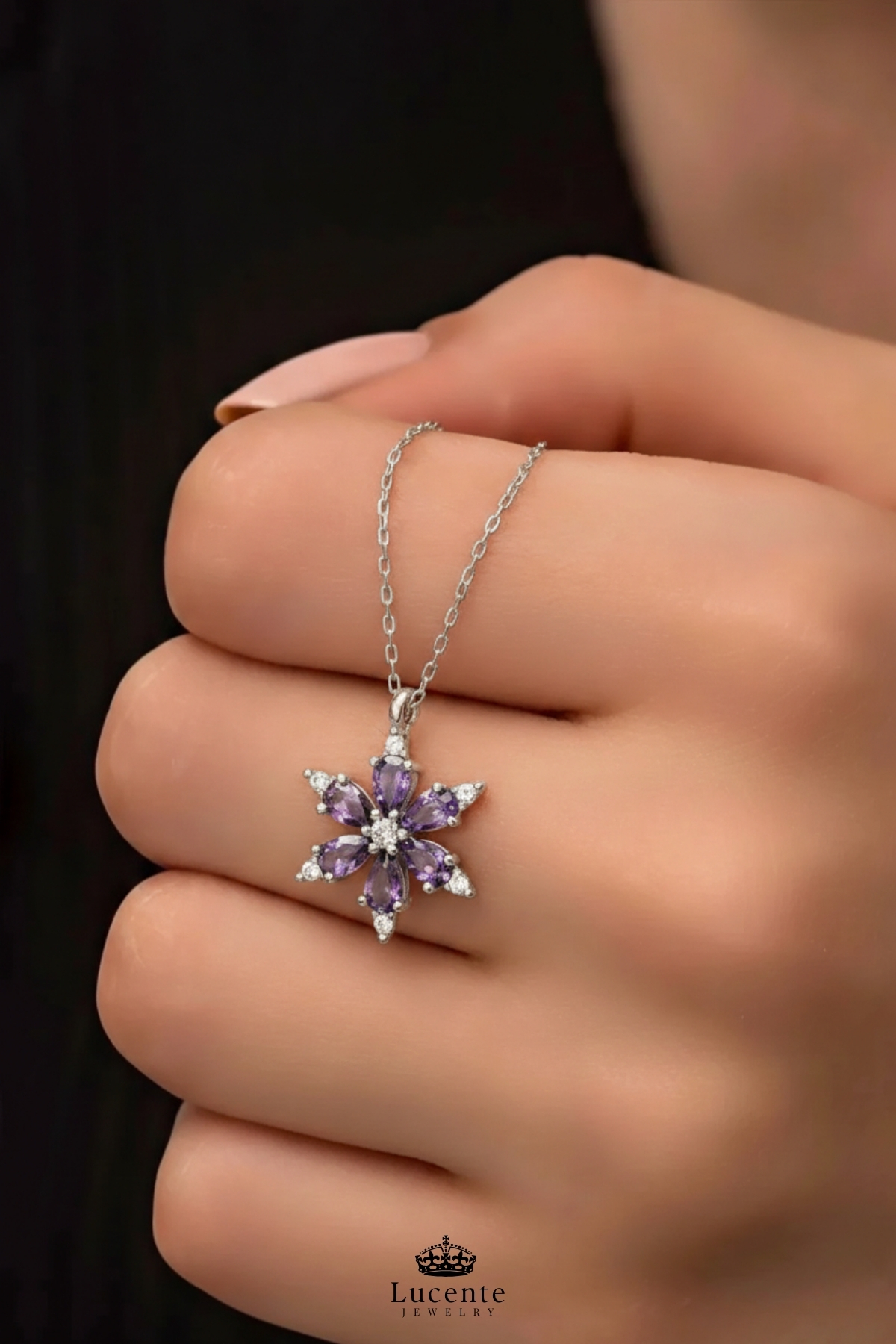 Lucente Jewellery 925 Ayar Aşk Şans Bolluk Bereket ve Zarafetin Simgesi Silver Ametist Taşlı Lotus Kararma Karşıtı Rodyum Gümüş Özel Gün Hediyesi 45 Cm Zincirli Mor Lotus Çiçeği Küpe Hediyeli Şık Kadın Kolye görsel 6