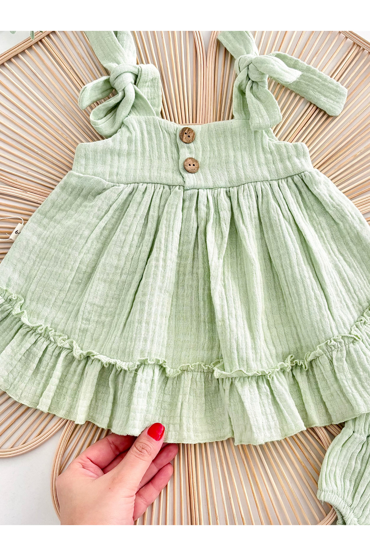 Jammybaby Ema %100 Pamuk Müslin Kız Bebek Külotlu Yazlık Askılı Elbise Bandana Takım fotoğrafı 4 (önizleme)