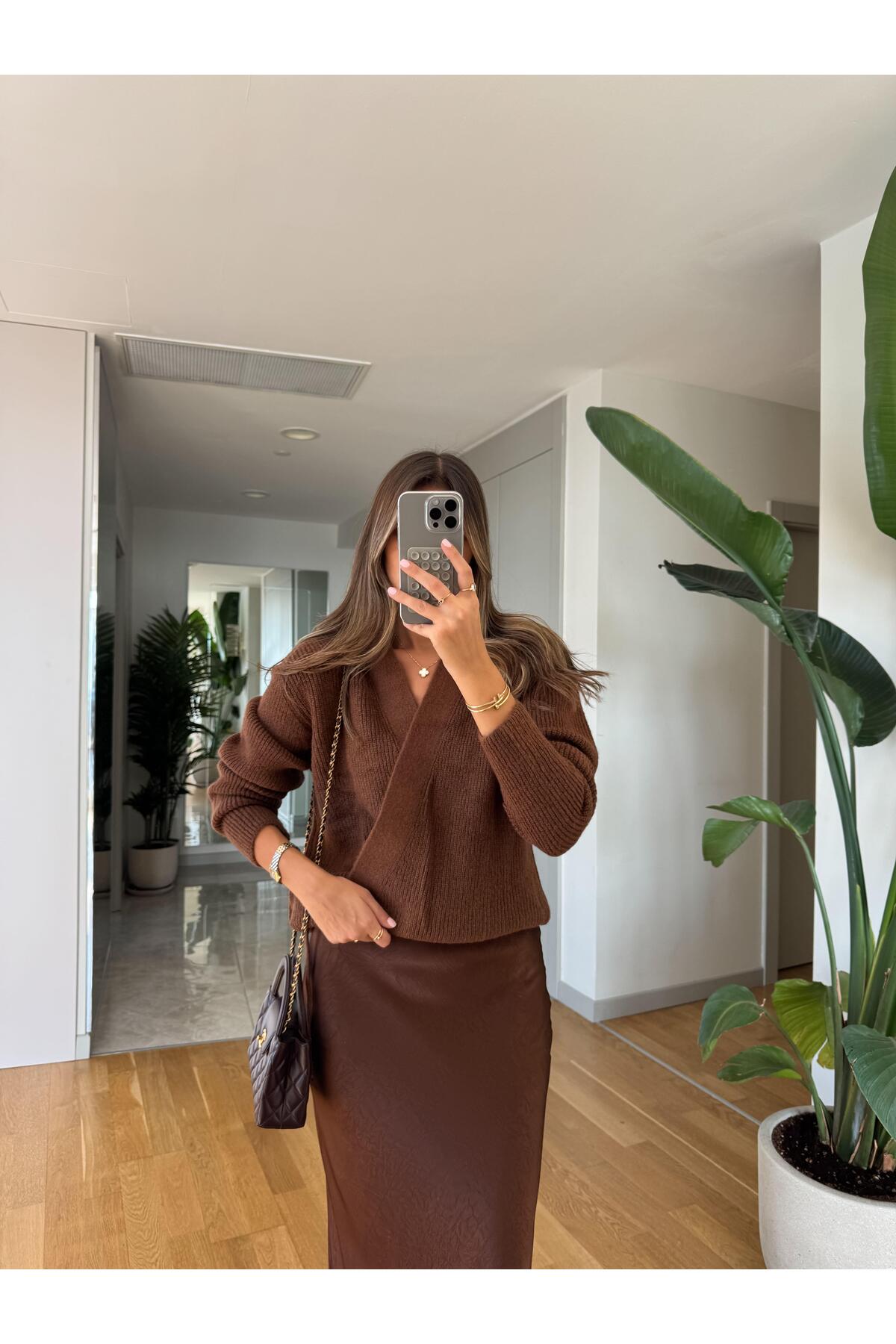 MERVE AKSOY  Kruvaze Bağlamalı Triko Hırka - Kahve