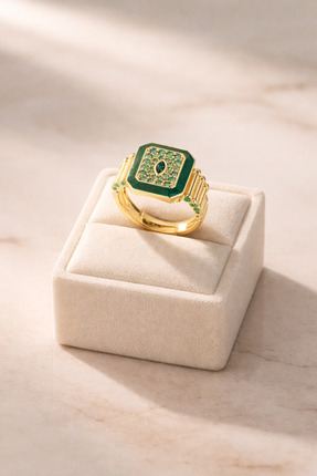 Mijoya Zümrüt Yeşil Taşlı Köşeli Vintage Yüzük Ayarlanabilir