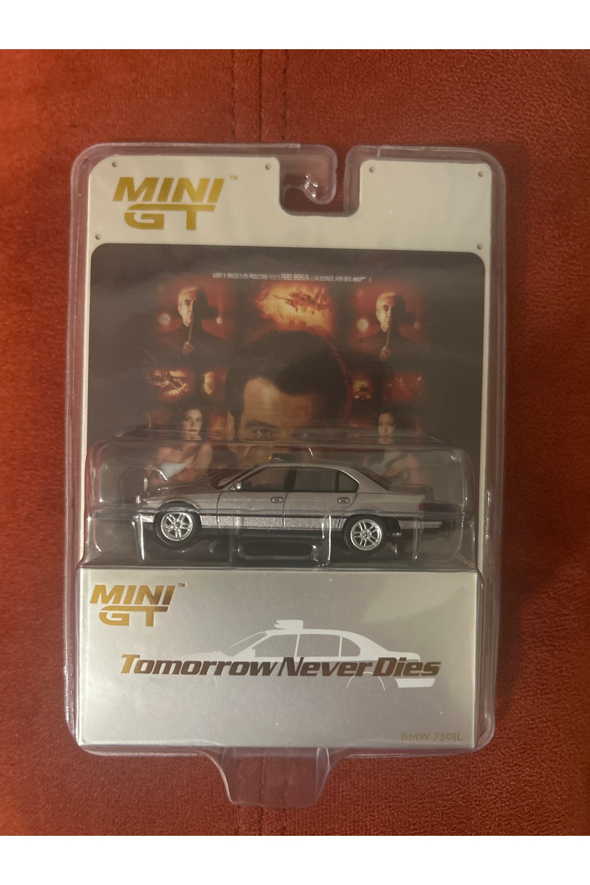 HOT WHEELS Mini gt BMW 750 IL JAMES BOND TOMORROW NEVER DİES