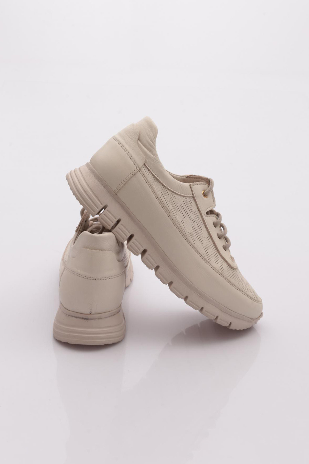 Mammamia Kadın Sneaker – Trendyol 🧡